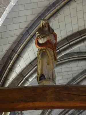 3 statues : Christ en croix, Vierge et Saint-Jean dans l'Église Notre-Dame-de-l'Assomption à Pavilly