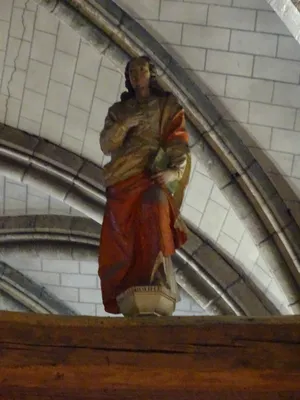 3 statues : Christ en croix, Vierge et Saint-Jean dans l'Église Notre-Dame-de-l'Assomption à Pavilly