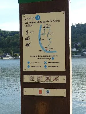 Randonnées en Seine-Maritime : N°18 Les manoirs de bords de seine à Sahurs