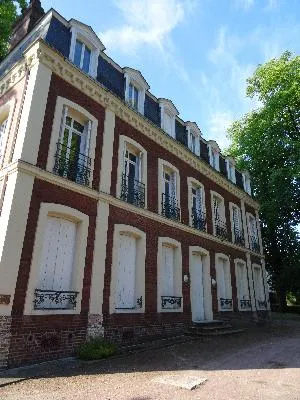 Centre Culturel George Sand à Saint-Léger-du-Bourg-Denis