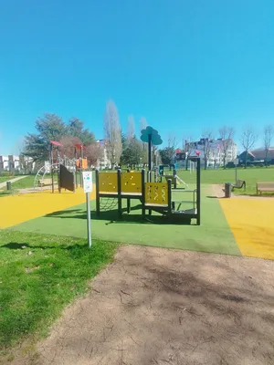 Aire de jeux du Hamelet à Barentin