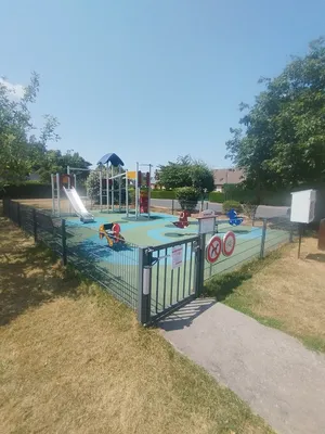Aire de Jeux d'Hénouville