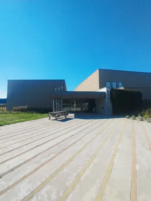 Gymnase Thierry Omeyer à La Londe