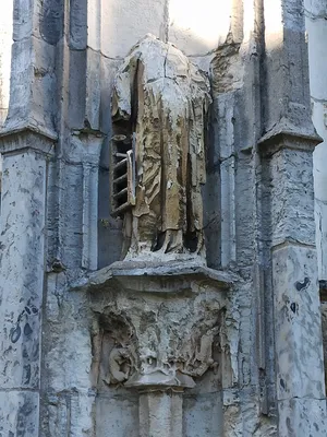Fontaine originale de la Croix-de-Pierre à Rouen
