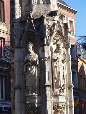 Copie de la Fontaine de la Croix-de-Pierre à Rouen