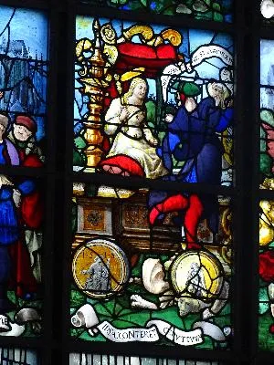Vitrail Baie 3 : Triomphe de la Vierge dans l'église Sainte-Jeanne-d'Arc de Rouen
