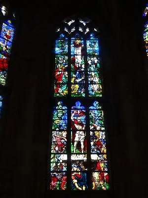 Vitrail Baie 2 : La Résurrection dans la Collégiale Notre-Dame d'Auffay