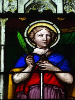 Vitrail Baie 16 : Saint(e)-Victoire, Marguerite, Joseph, Jean-Baptiste dans l'Église de La Bouille