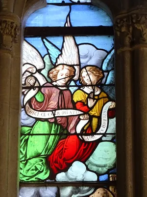 Vitrail Baie 2 : Sainte-Marguerite et Christ en croix dans l'Église Saint-Michel de Saint-Wandrille-Rançon