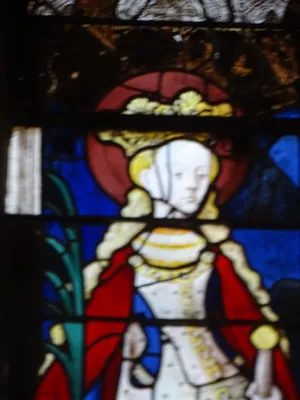 Vitrail Baie C : St Denis, St ?, Ste Catherine, Notre-dame de Pitié dans l'Église Notre-Dame de Caudebec-en-Caux