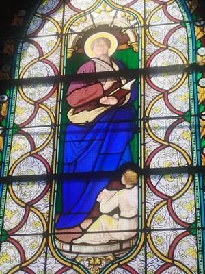 Vitrail Baie 2 : Saint-Matthieu dans l'Église Saint-Jean-Baptiste d'Harcanville
