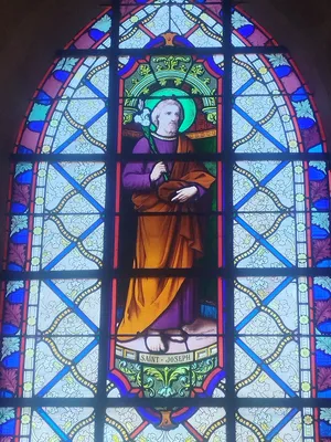 Vitrail Baie 11 : Saint-Joseph dans l'Église Saint-Jean-Baptiste d'Harcanville