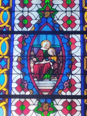 Vitrail Baie 15 : Sainte-Anne dans l'Église Saint-Pierre à Déville-lès-Rouen