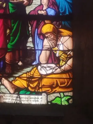 Vitrail Baie 1 : La multiplication des pains dans l'Église Saint-Erkonwald à Gonfreville-l'Orcher