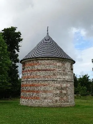 Colombier du Château de Janville à Paluel
