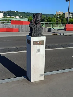 Buste de Christophe Colomb sur le Pont Boieldieu à Rouen