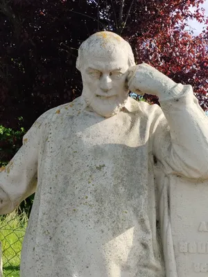 Statue d'Antoine Bourdelle à Barentin