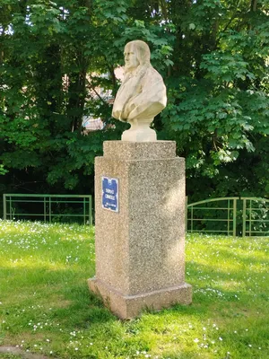 Buste de Thomas Corneille à Barentin