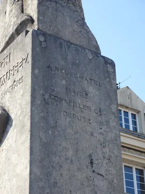 Monument au Baron d'Haussez à Neufchâtel-en-Bray