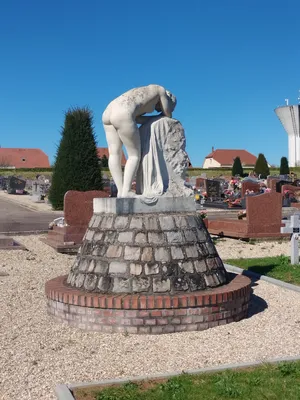Statue Le désespoir à Barentin