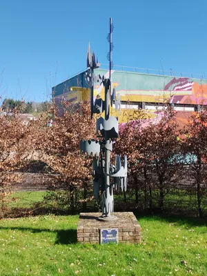 Statue Ondes platoniques à Barentin