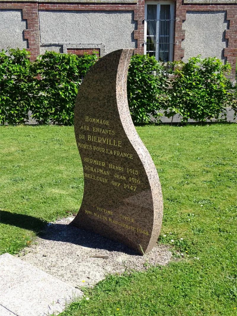 Monument aux morts de Bierville