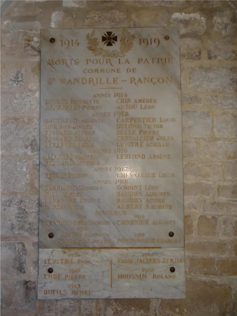 Plaques aux Morts de l'Église Saint-Michel de Saint-Wandrille-Rançon
