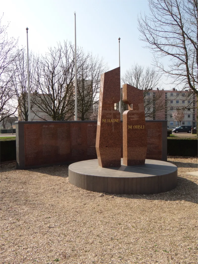 Monument aux morts de Mont-Saint-Aignan