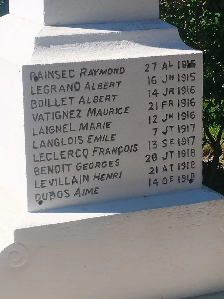 Monument aux Morts de Vatierville