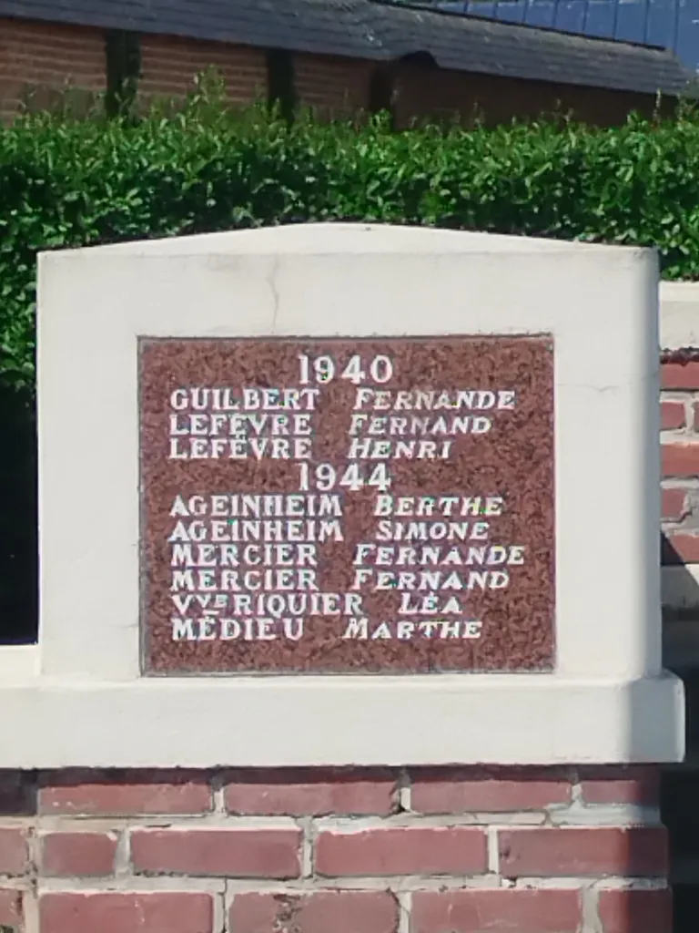 Monument aux Morts de Saint-Léger-aux-Bois