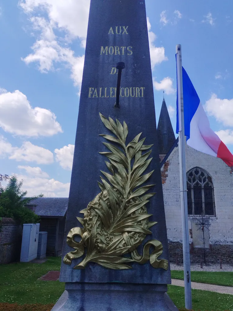 Monument aux Morts de Fallencourt