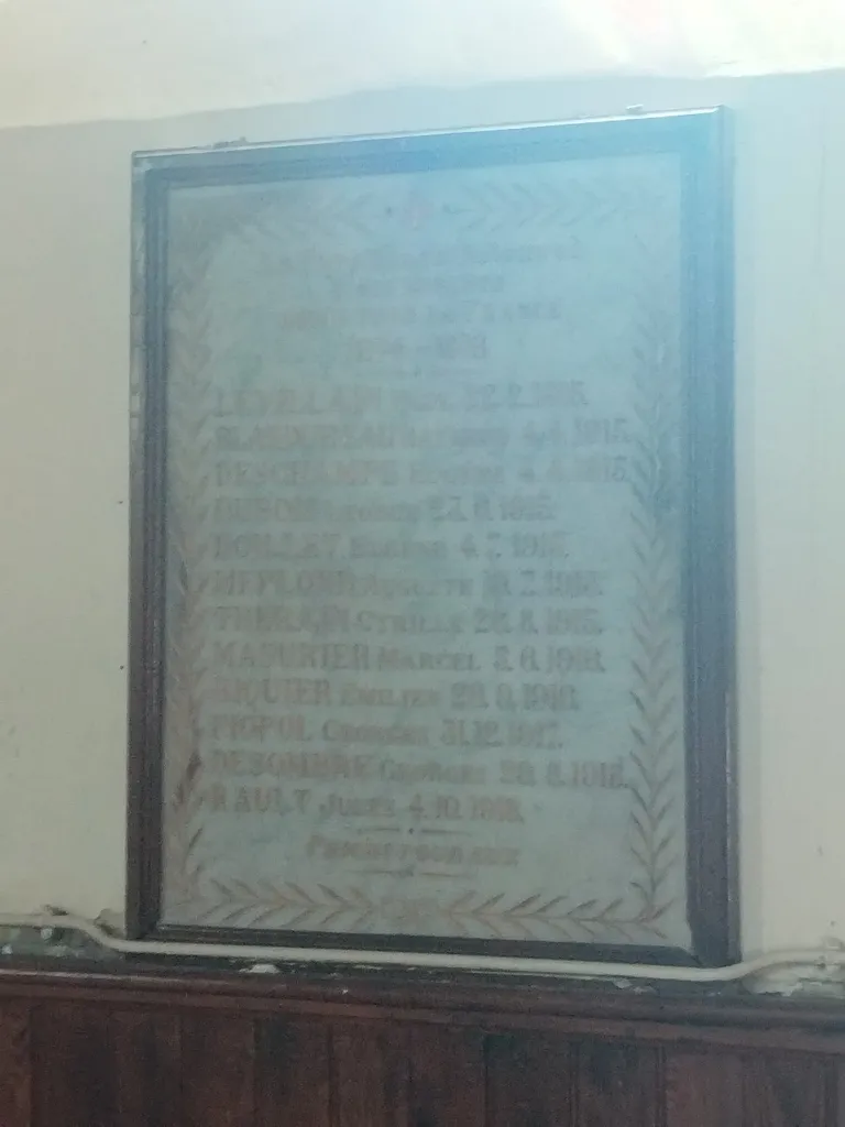 Plaques aux Morts de l'Église Saint-Laurent à Rétonval