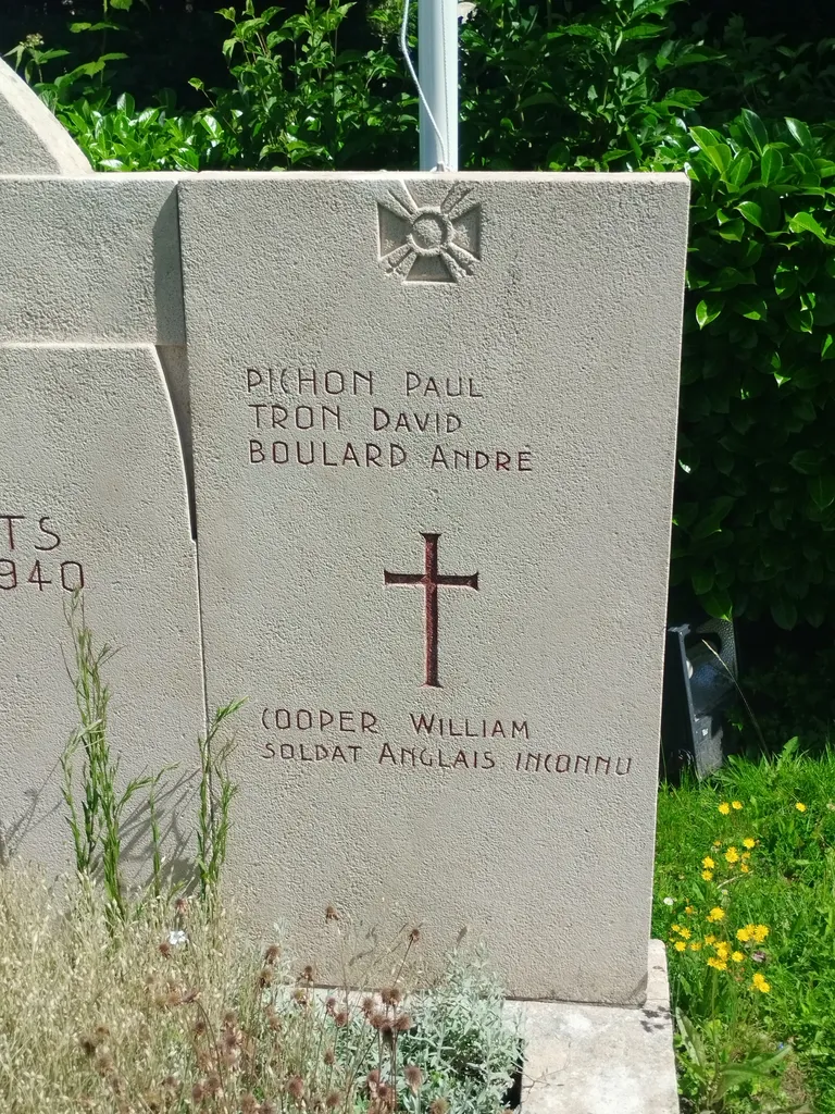 Monument 10 juin 1940 au Hanouard