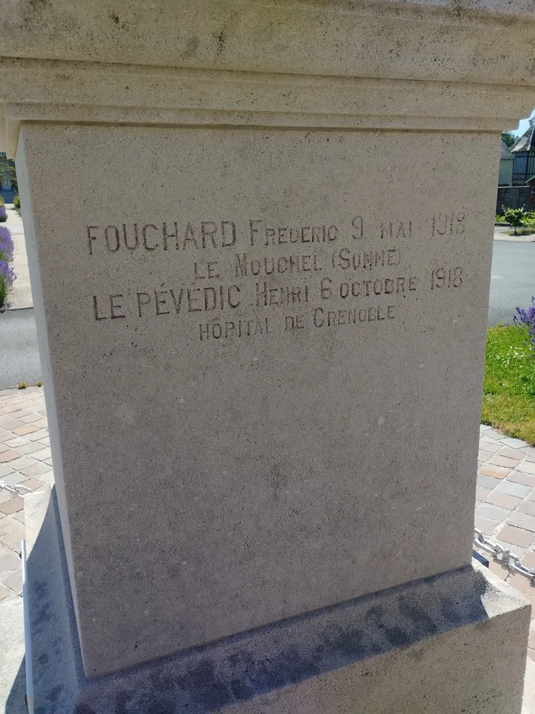 Monument aux Morts de Motteville