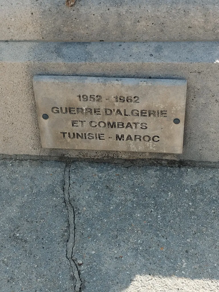 Monument aux Morts de Saint-Pierre-de-Manneville