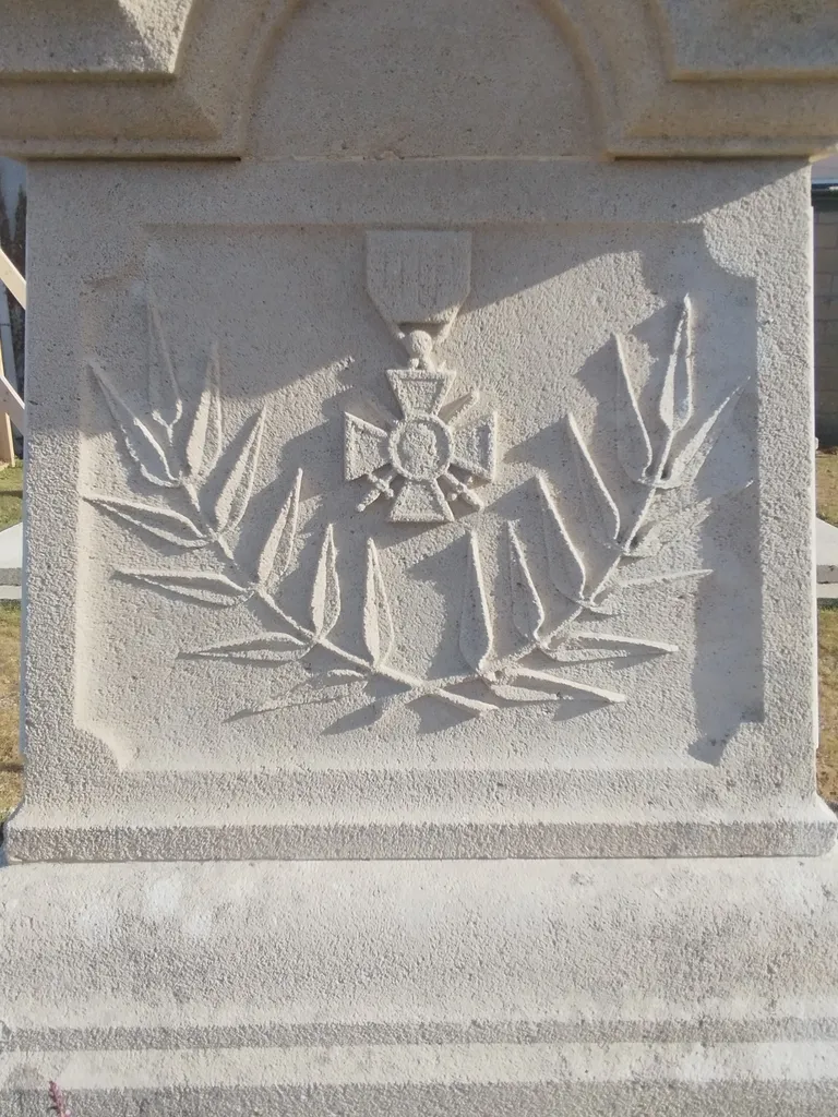 Monument aux Morts de Saint-Ouen-du-Breuil
