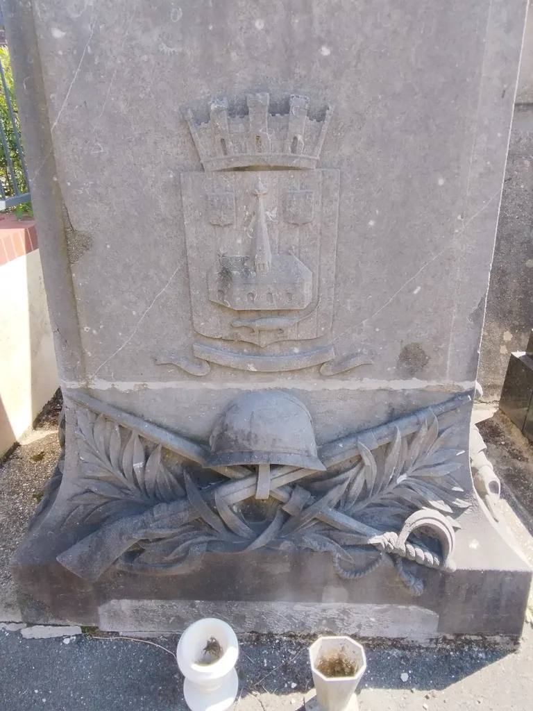 Monument aux Morts du cimetière de Montivilliers