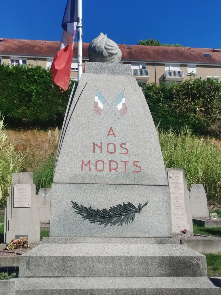 Carré militaire de Notre-Dame-de-Bondeville