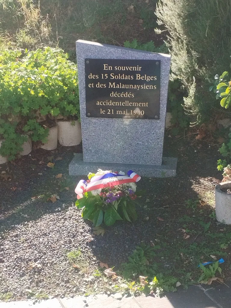 Stèle aux 15 Soldats belges à Malaunay
