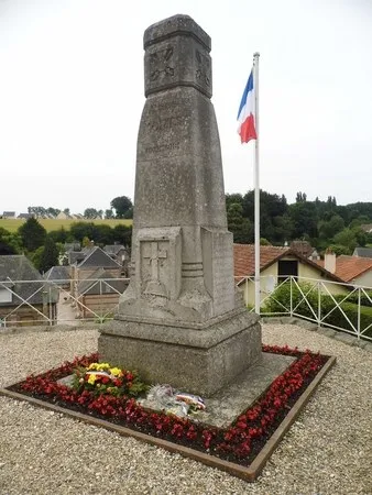 Monument aux morts de Fontaine-le-Dun