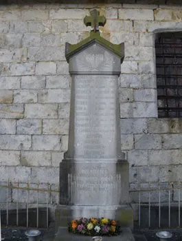 Monument aux morts de La Houssaye-Béranger