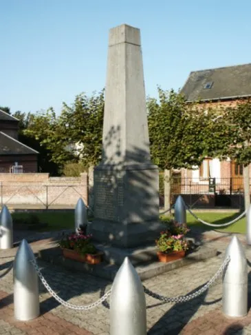 Monument aux morts de Vieux-Rouen-sur-Bresle
