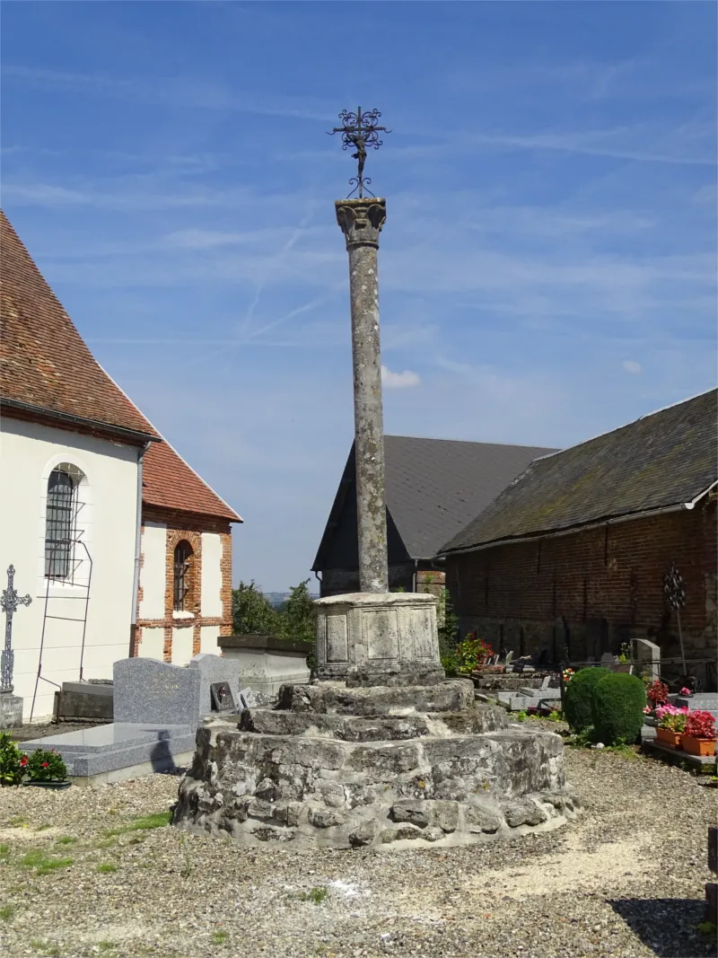 Calvaire de l'église Saint-Martin d'Ernemont-la-Villette