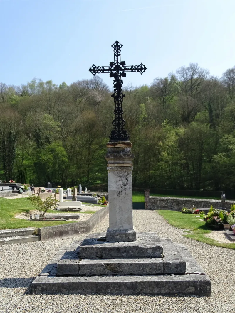 Croix du cimetière de Saint-Denis-le-Thiboult