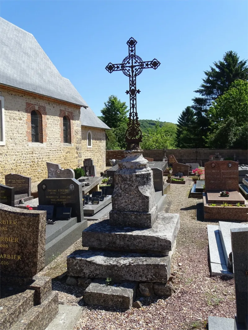Calvaire du cimetière d'Épinay-sur-Aubette à Saint-Aubin-Épinay