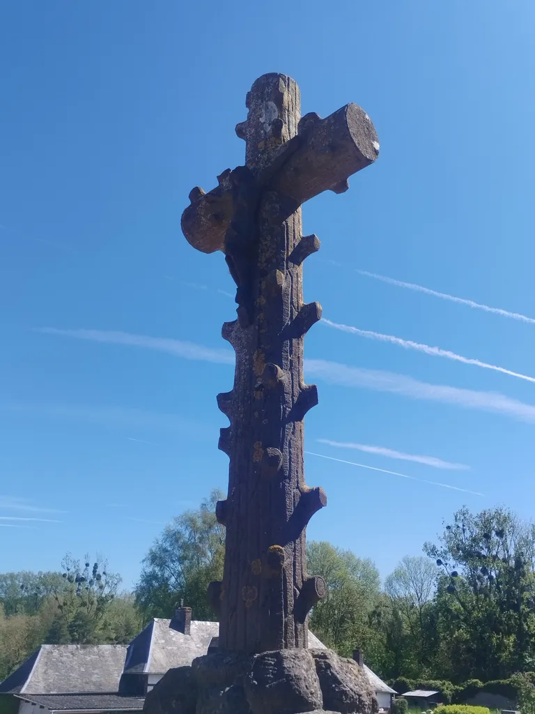 Croix du cimetière de Saint-Germain-sur-Eaulne