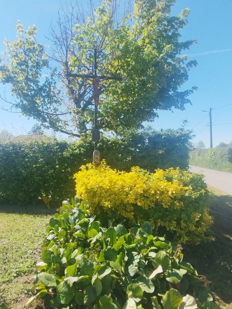 Croix de chemin de Vatierville