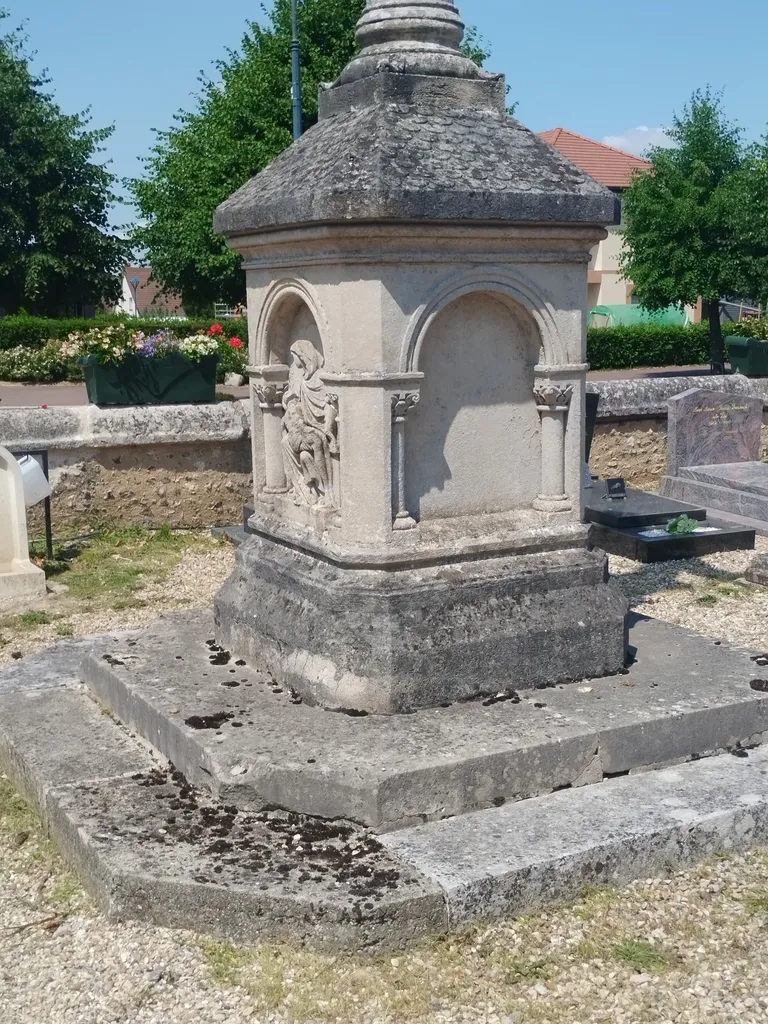 Croix de l'Église de La Vaupalière
