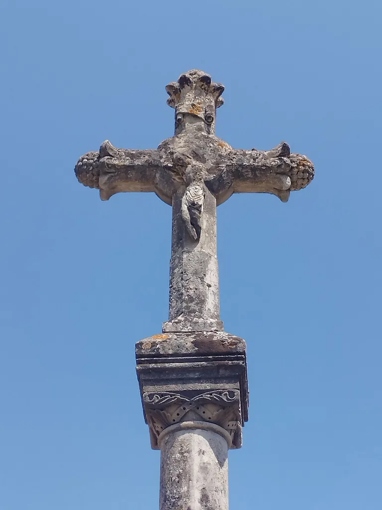 Croix de l'Église de La Vaupalière