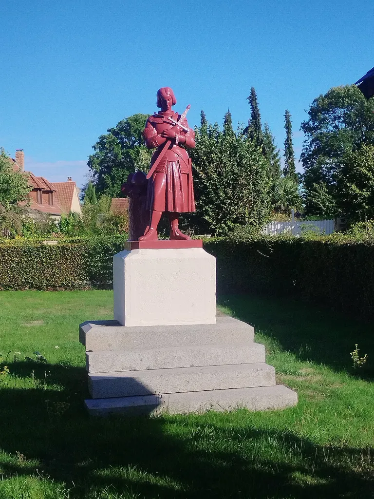 Statue de Sainte-Jeanne-d'Arc à Eslettes